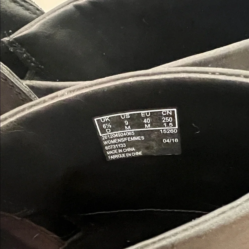 Clarks Black Leather Ankle Booties - Picture 2 of 8